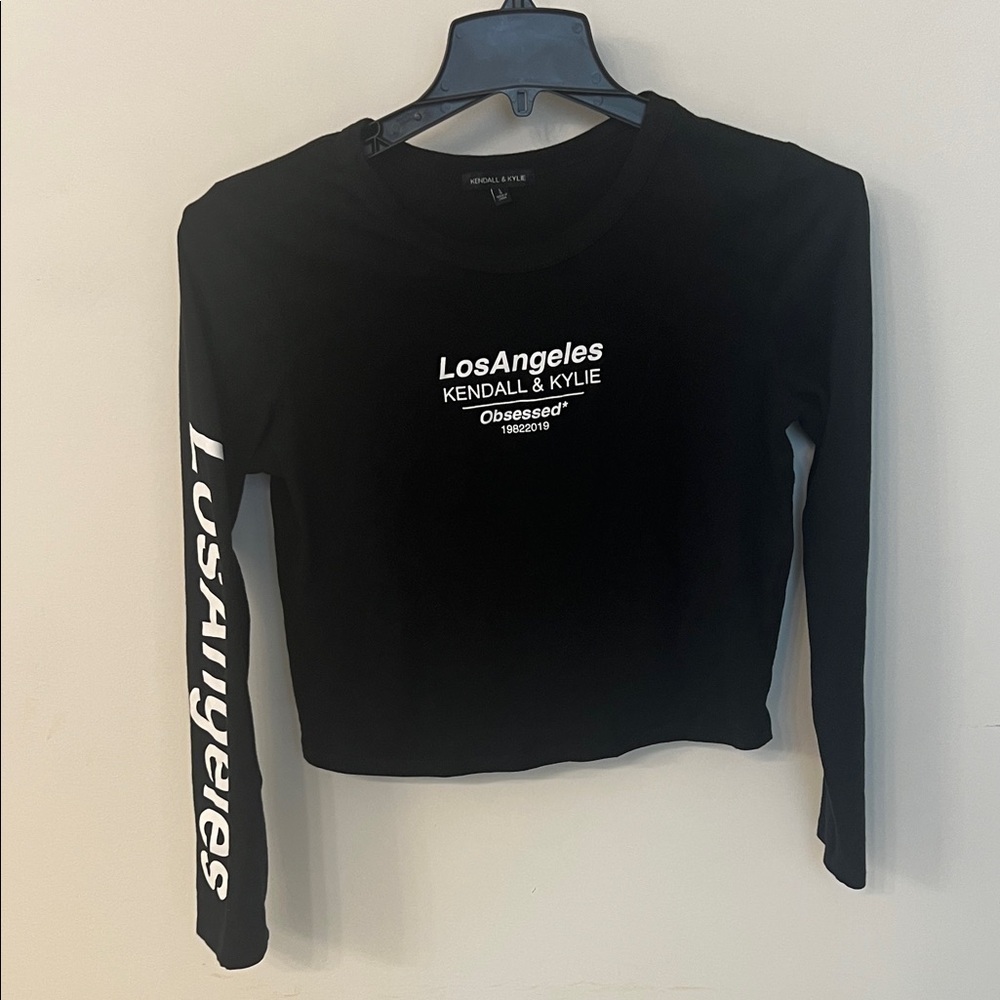 ❗️Kendall & Kylie Black Los Angeles Long Sleeve Tee